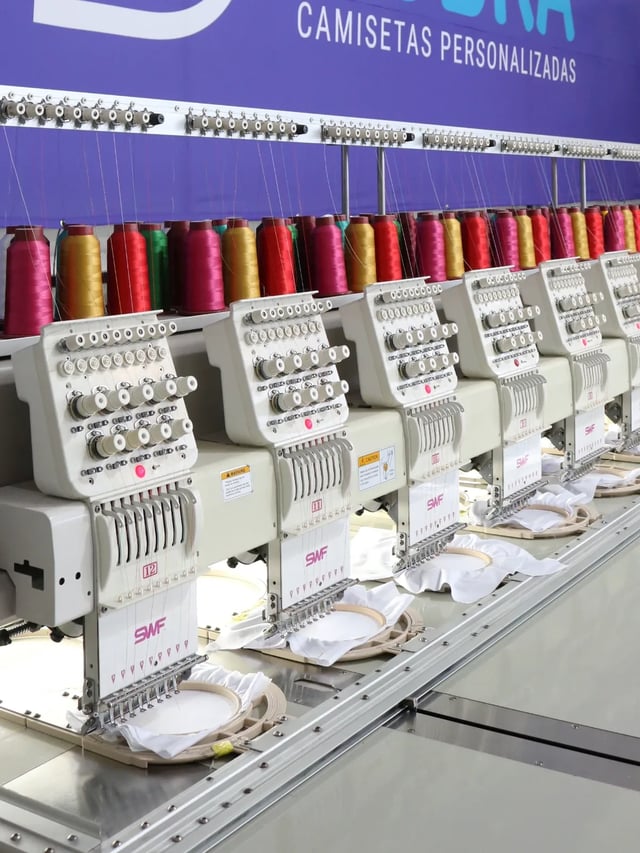 Bordado Computadorizado - técnica de personalização em camisetas - Dobra Camisetas BH