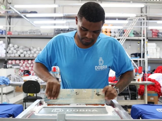Silk-Screen - técnica de personalização em camisetas - Dobra Camisetas BH